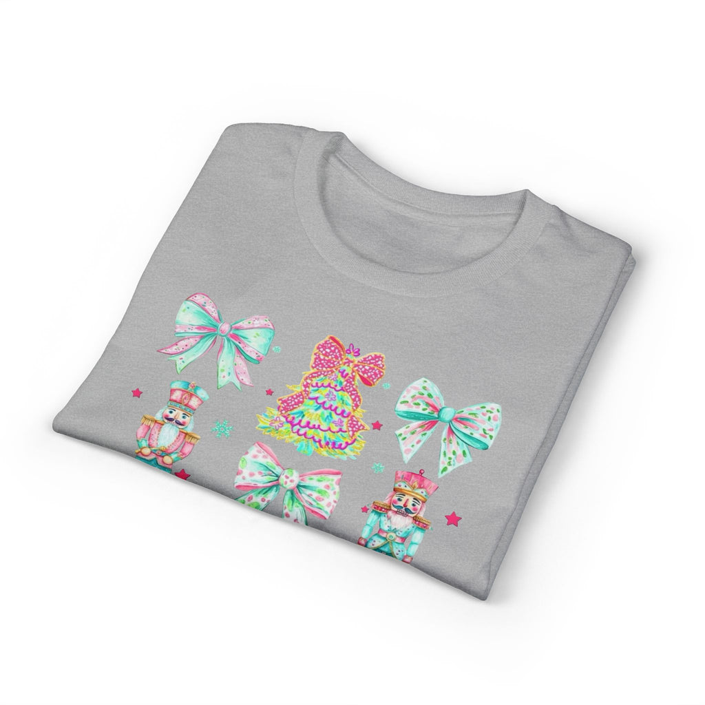 Just a Girl Who Loves Christmas Gildan unisex T-Shirt
