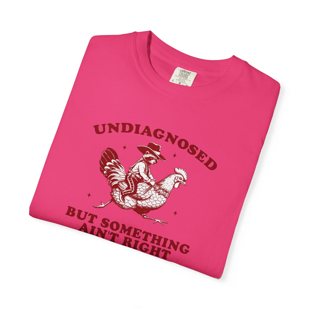 Something ain’t right Chicken Unisex T-Shirt