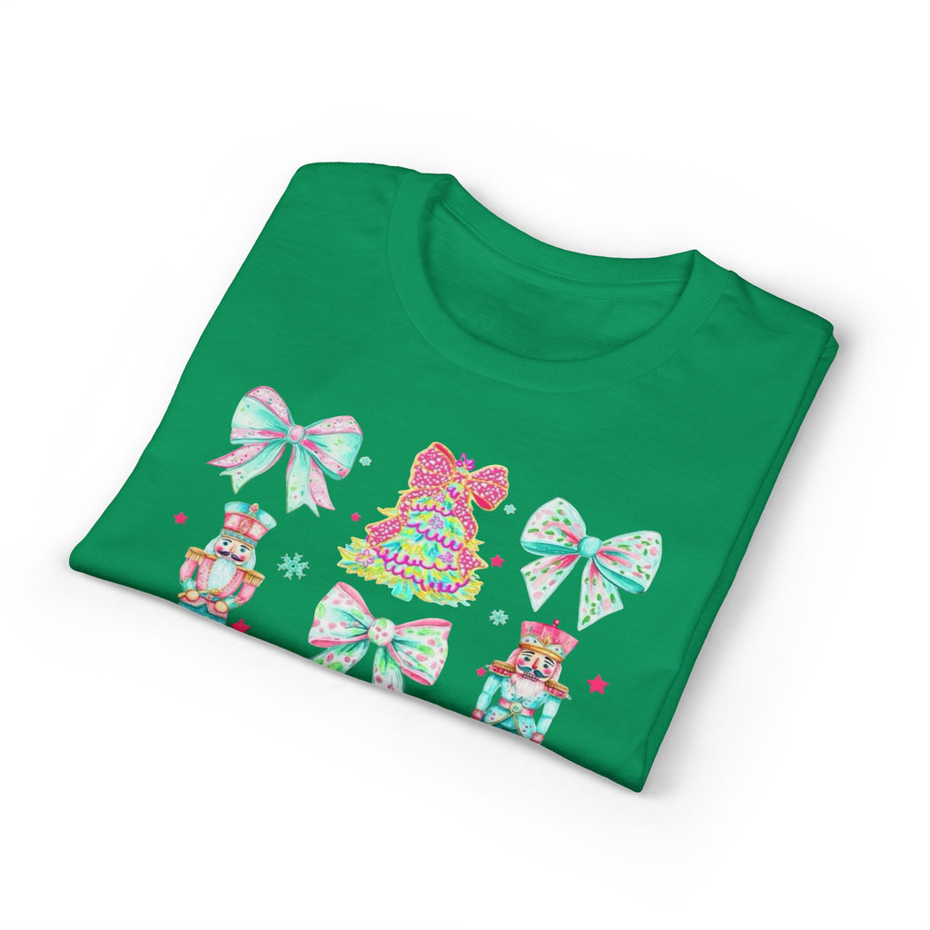 Just a Girl Who Loves Christmas Gildan unisex T-Shirt