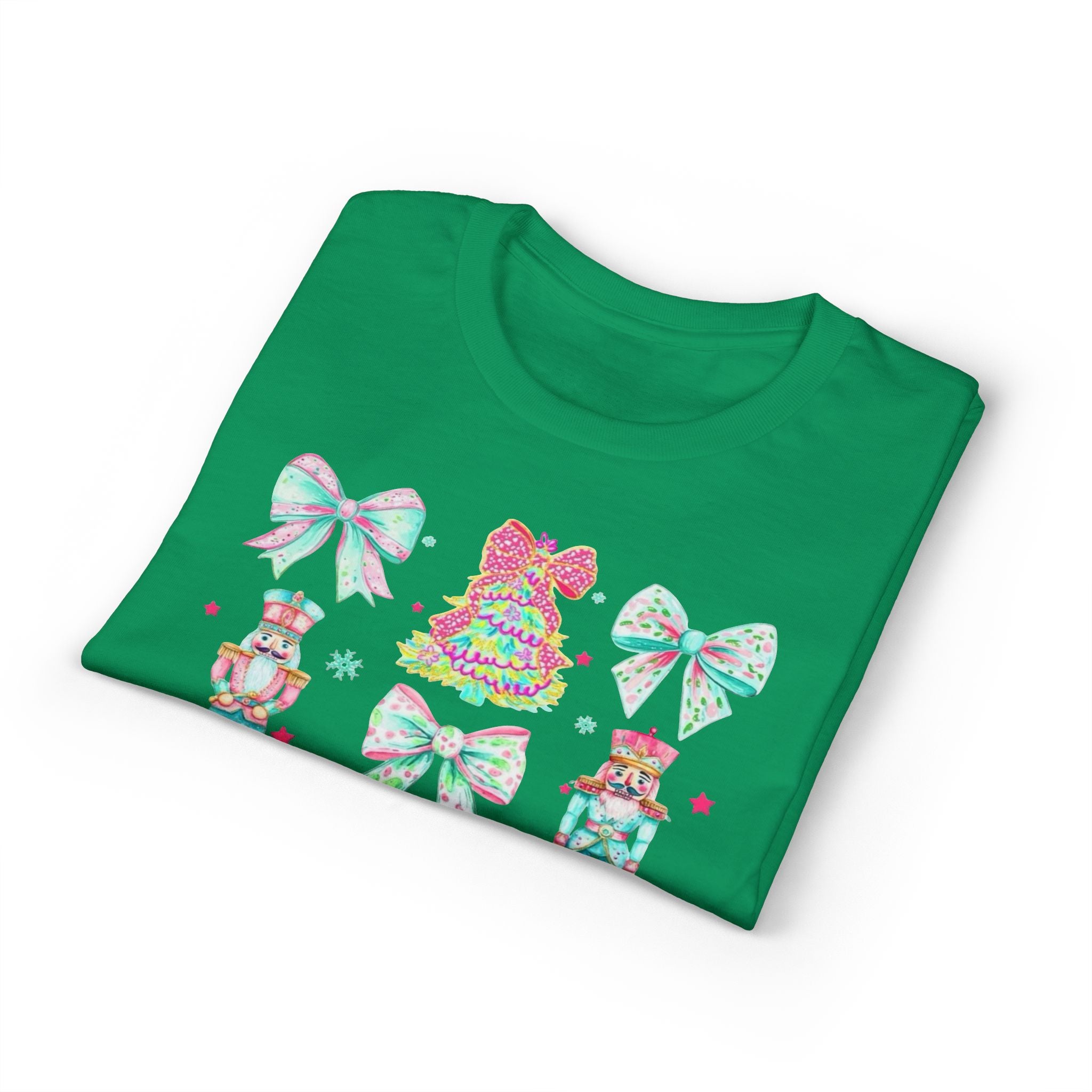 Just a Girl Who Loves Christmas Gildan unisex T-Shirt