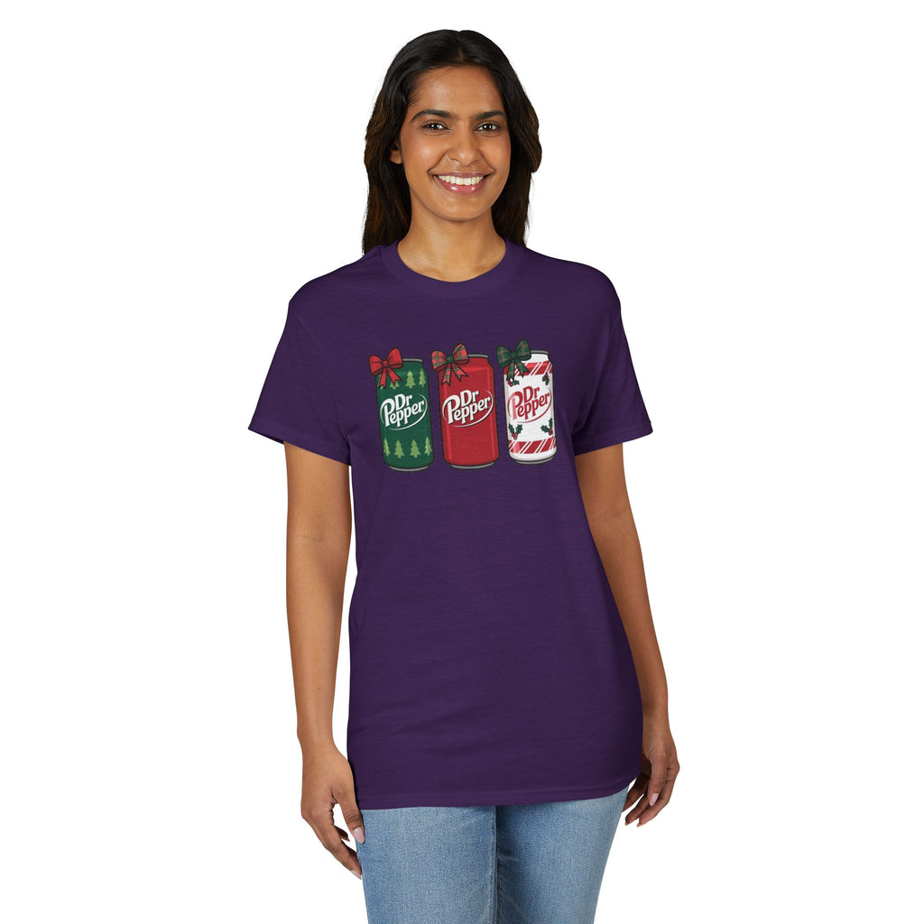 Festive Dr.Pepper Gildan unisex T-Shirt