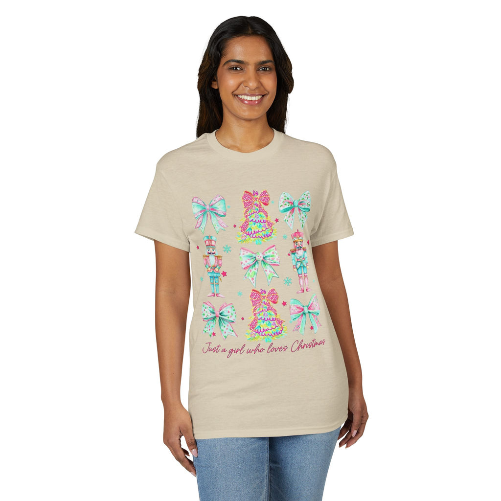 Just a Girl Who Loves Christmas Gildan unisex T-Shirt