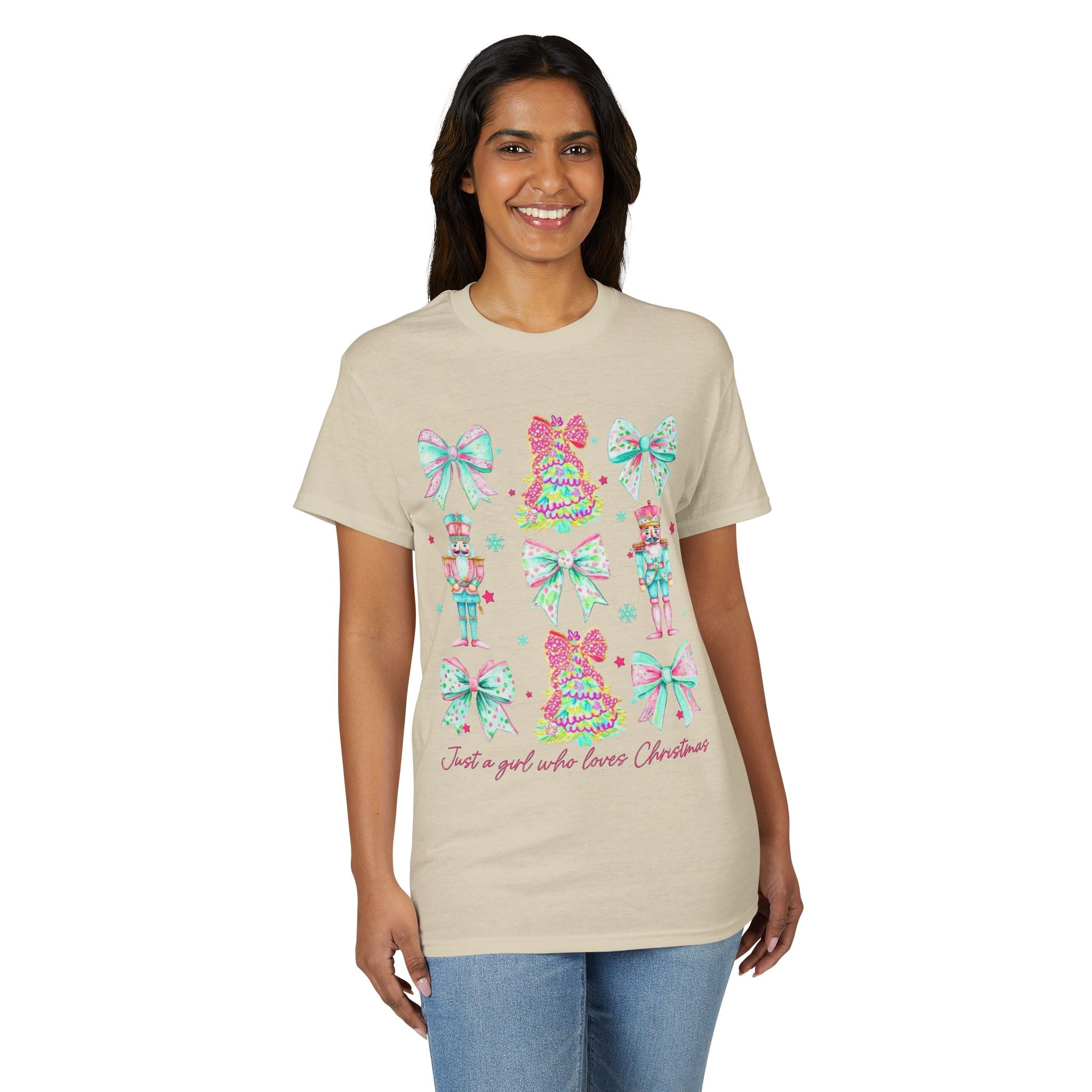 Just a Girl Who Loves Christmas Gildan unisex T-Shirt