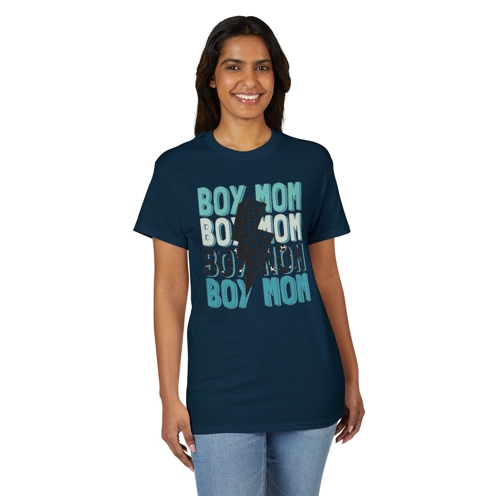 Boy Mom Gildan unisex T-Shirt