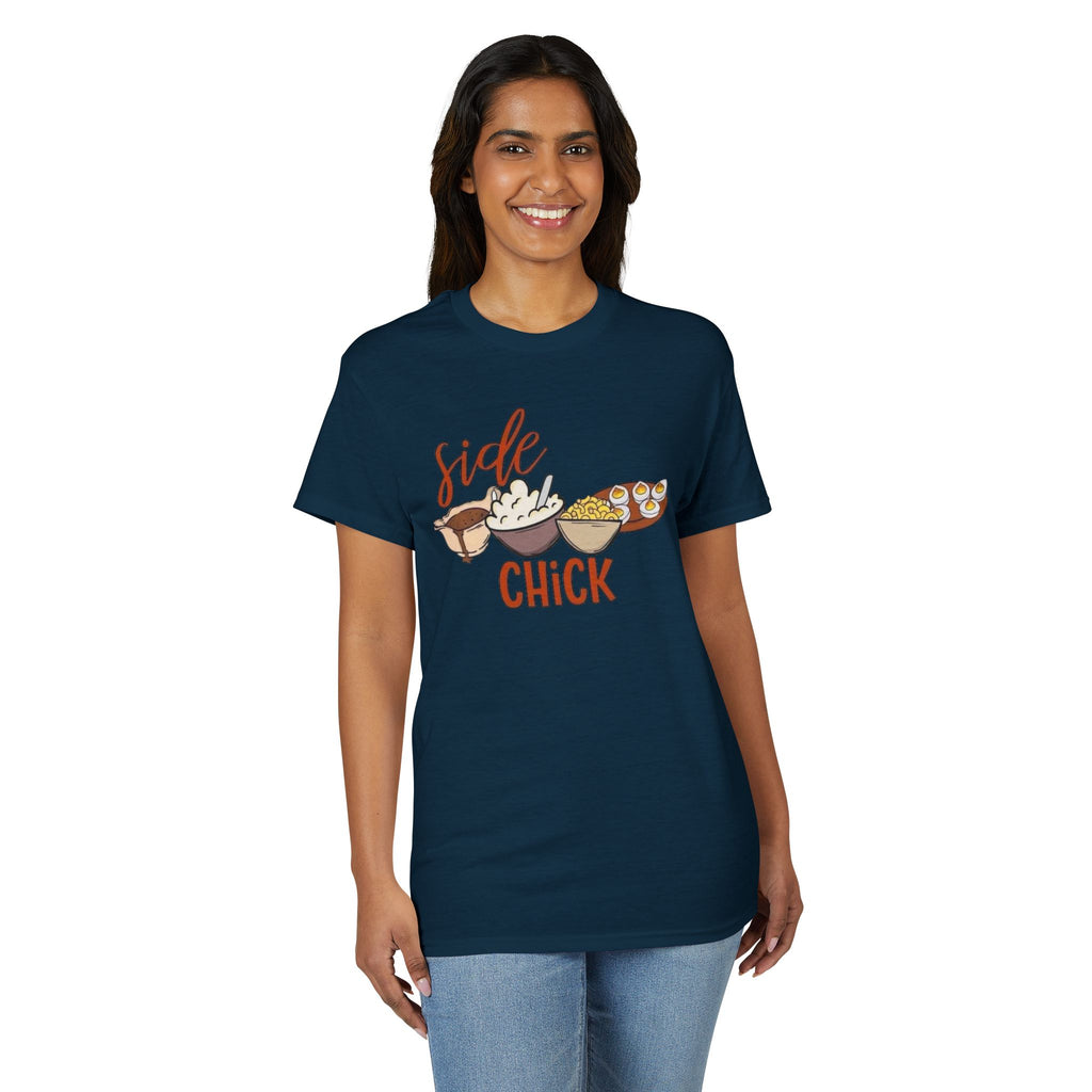 Side Chick Gildan unisex T-Shirt