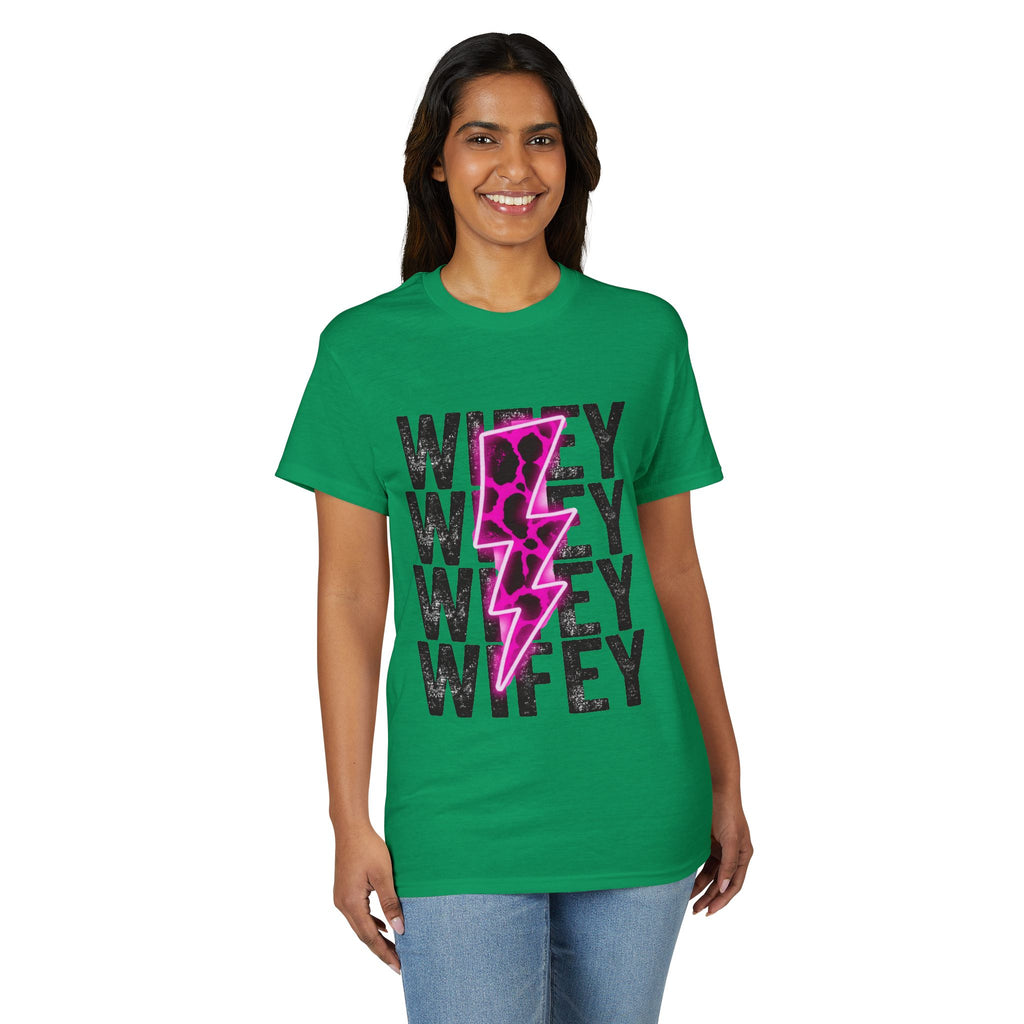 Pink Wifey Gildan unisex T-Shirt
