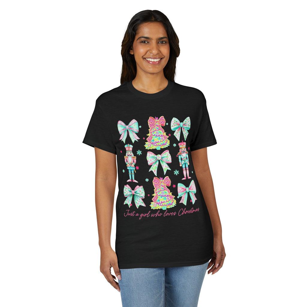 Just a Girl Who Loves Christmas Gildan unisex T-Shirt