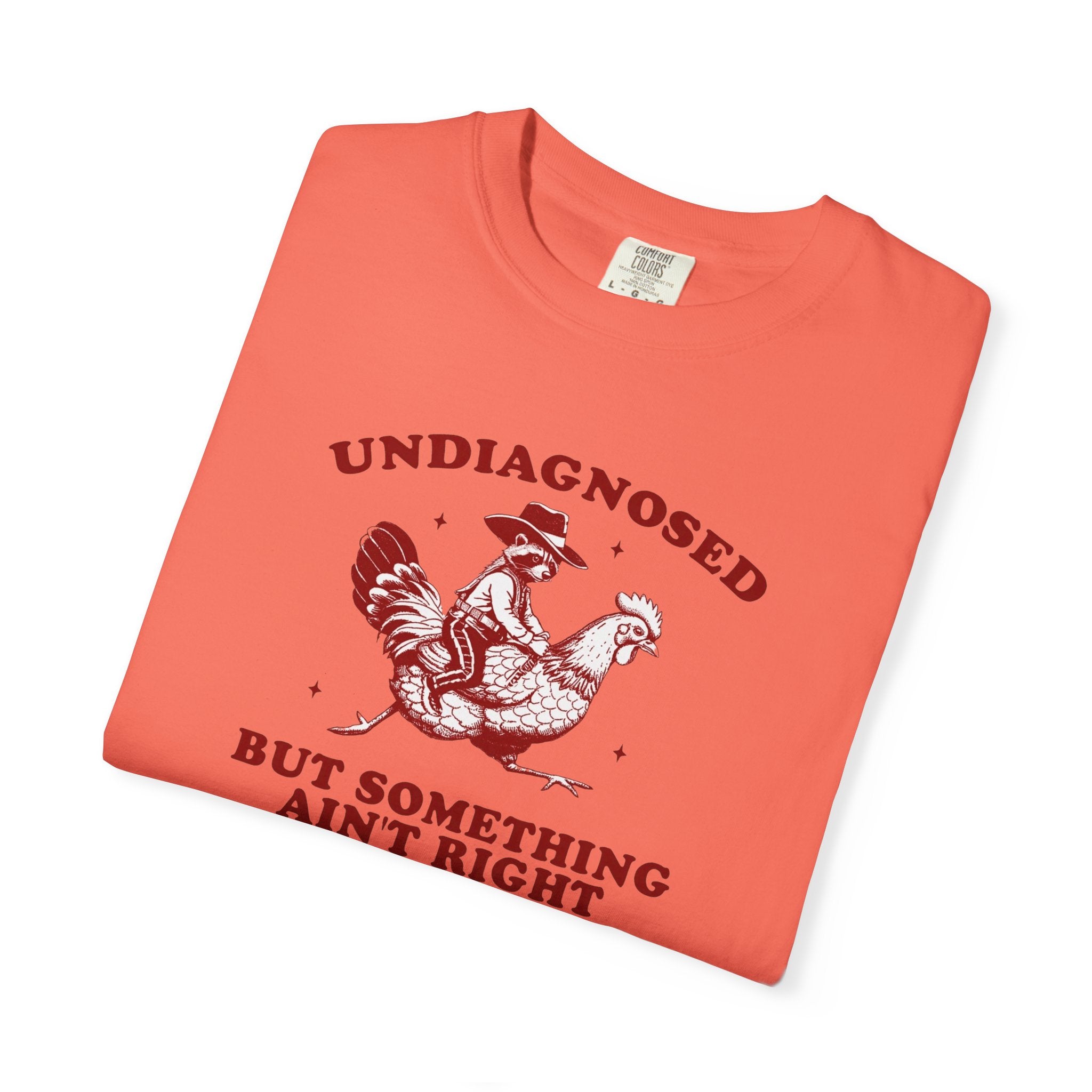 Something ain’t right Chicken Unisex T-Shirt