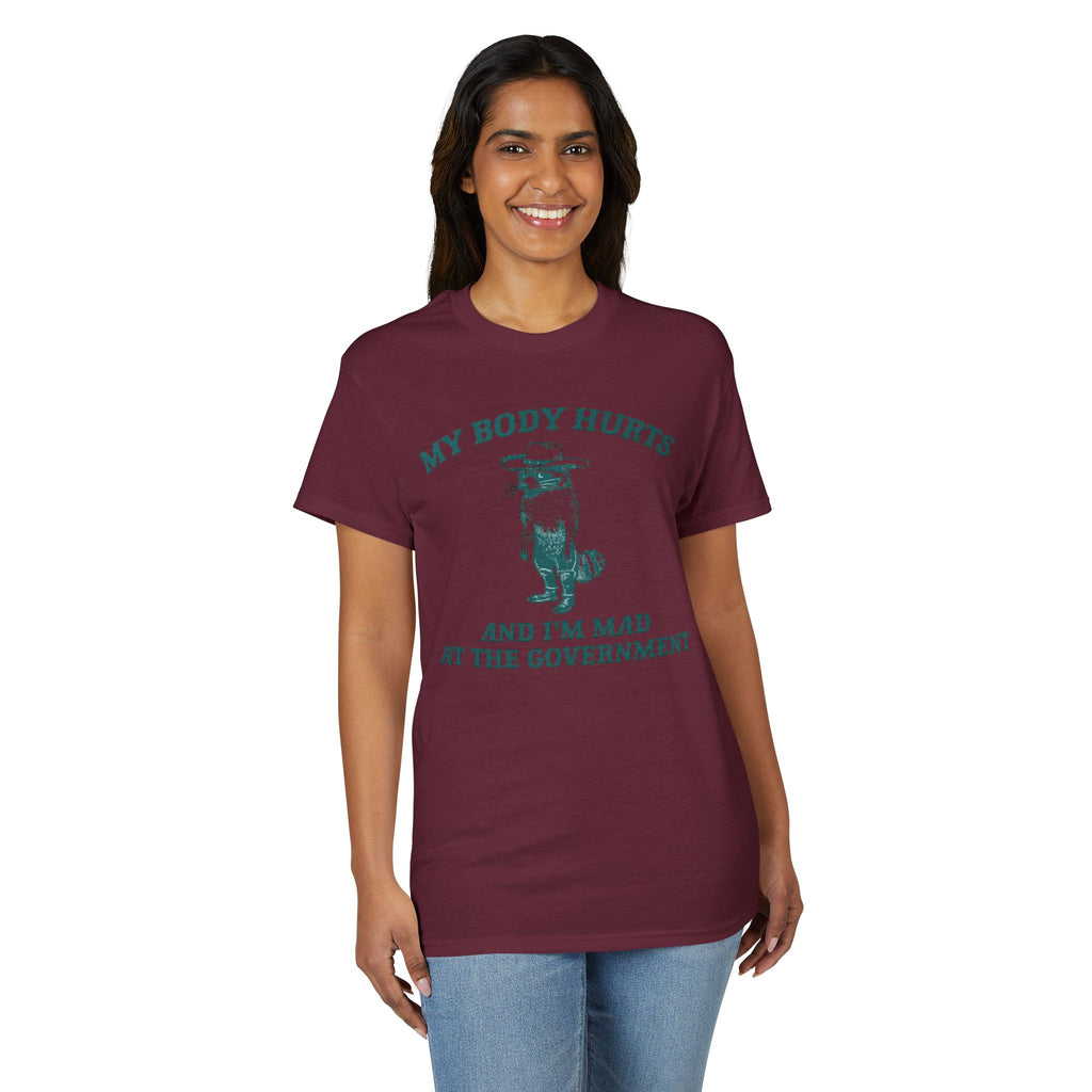Body Hurts Gildan unisex T-Shirt