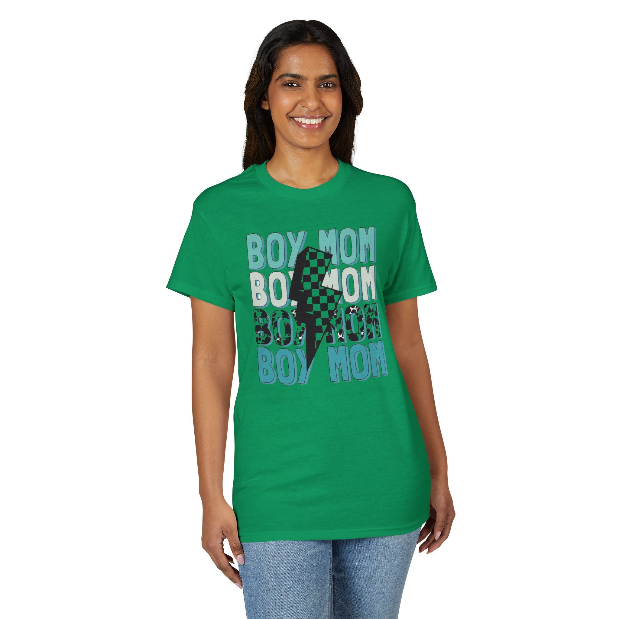 Boy Mom Gildan unisex T-Shirt