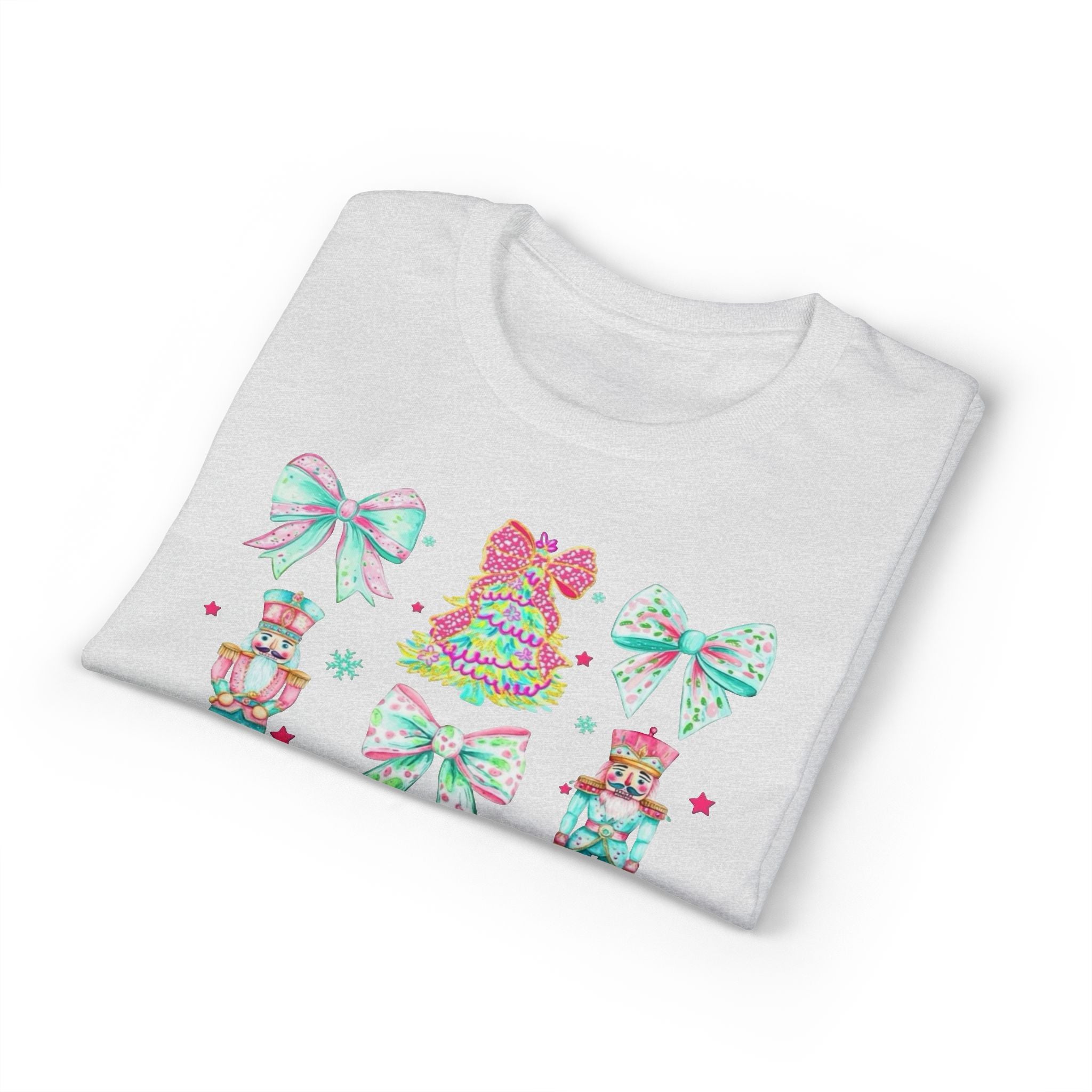Just a Girl Who Loves Christmas Gildan unisex T-Shirt