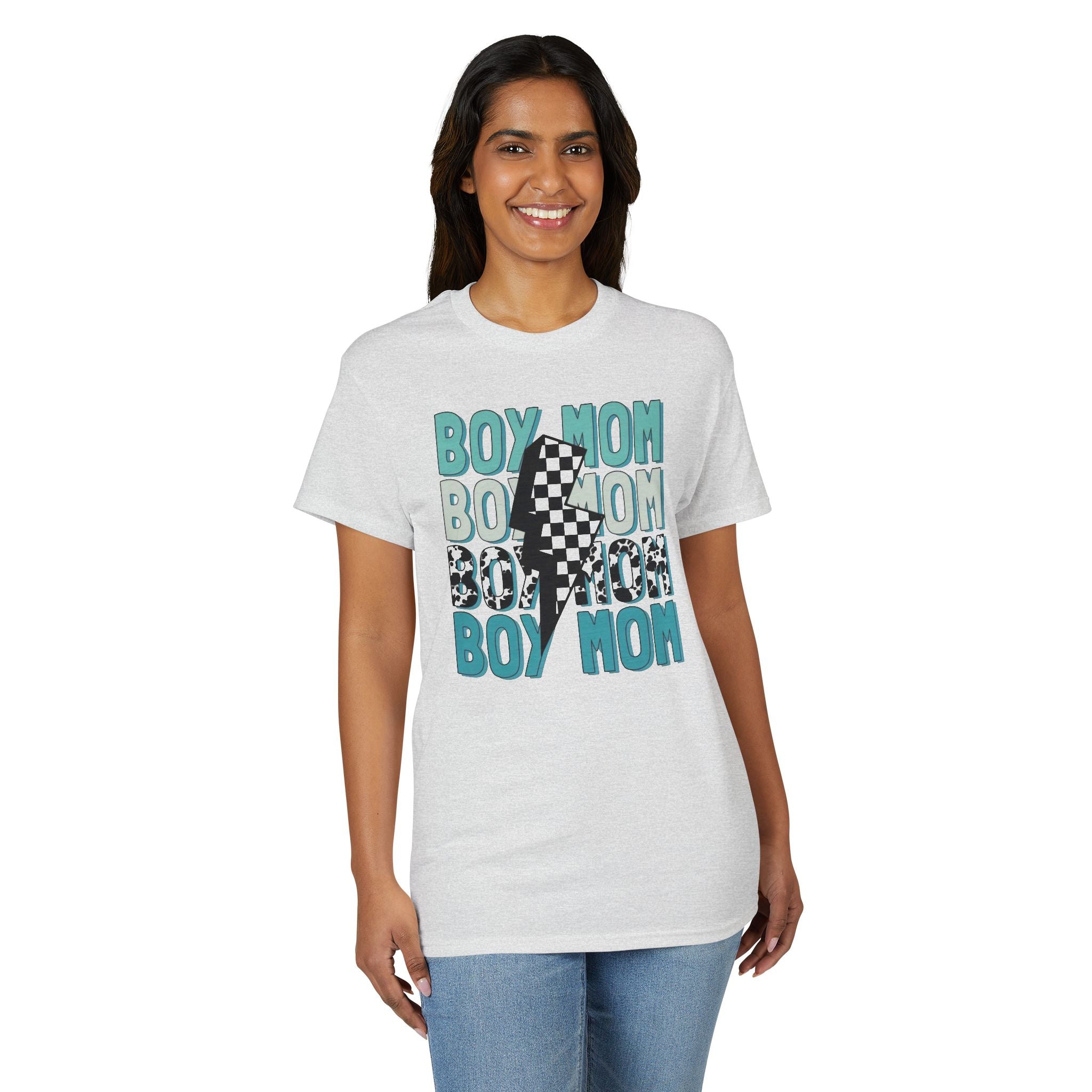Boy Mom Gildan unisex T-Shirt