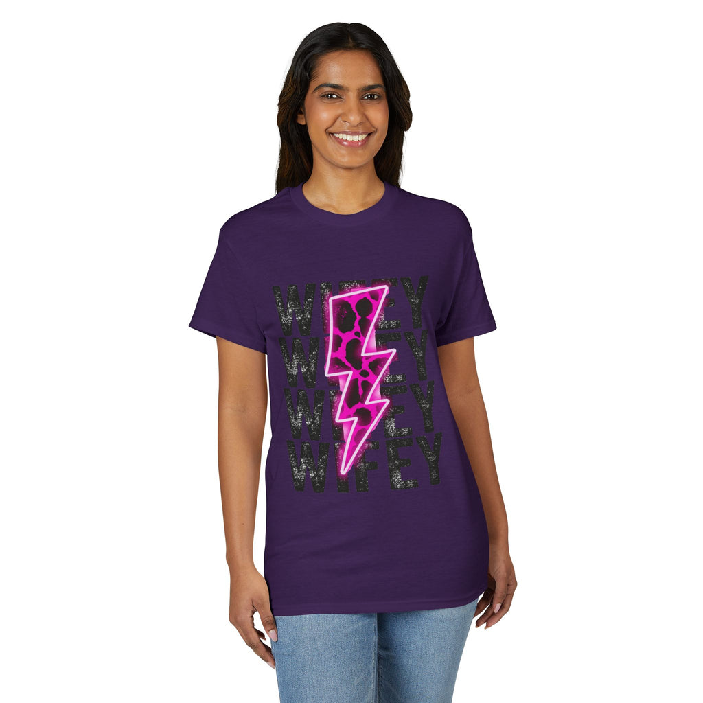 Pink Wifey Gildan unisex T-Shirt