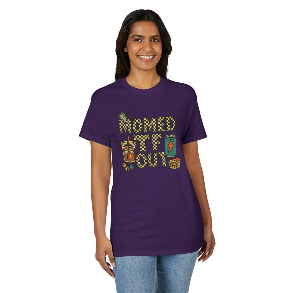 Momed Out Gildan unisex T-Shirt