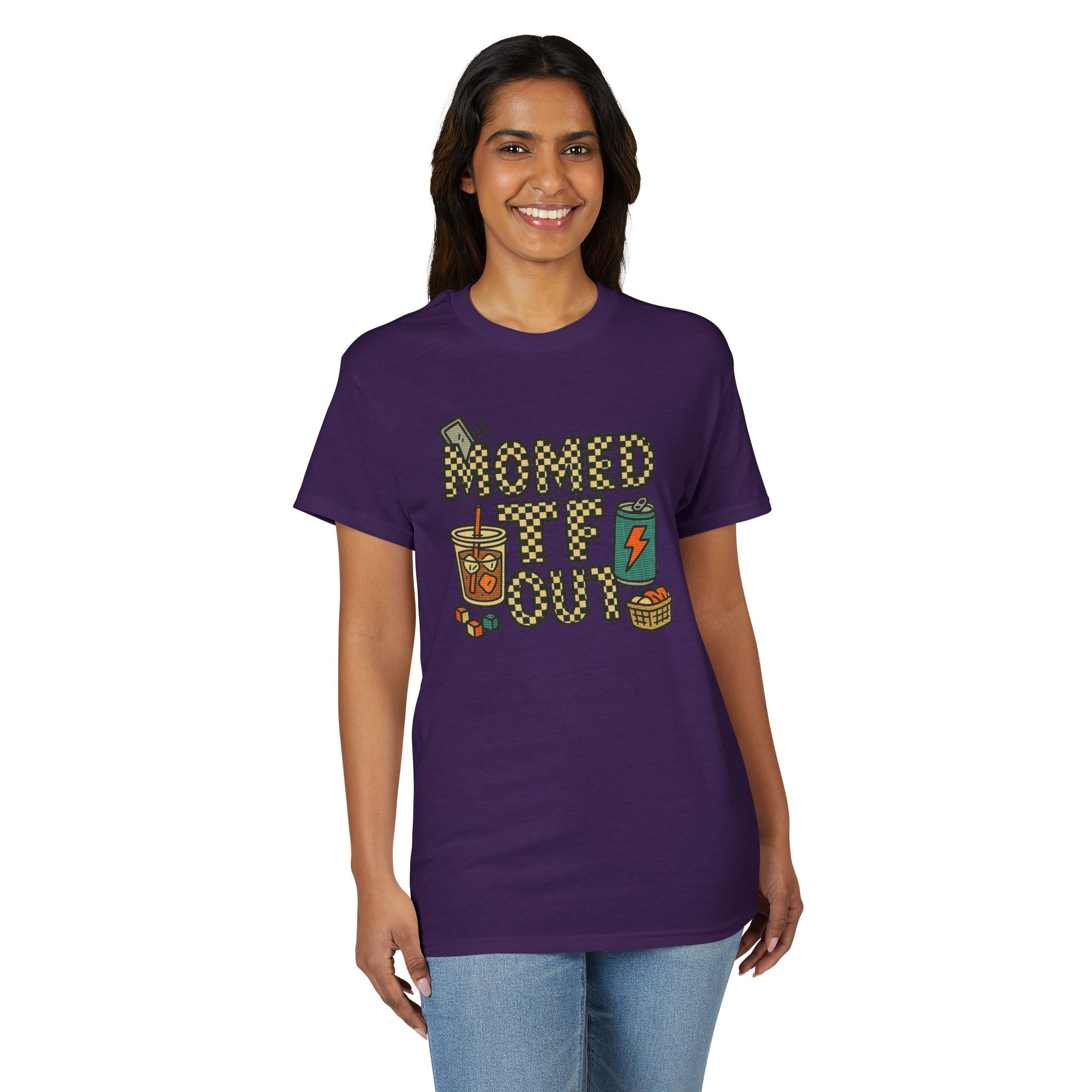 Momed Out Gildan unisex T-Shirt