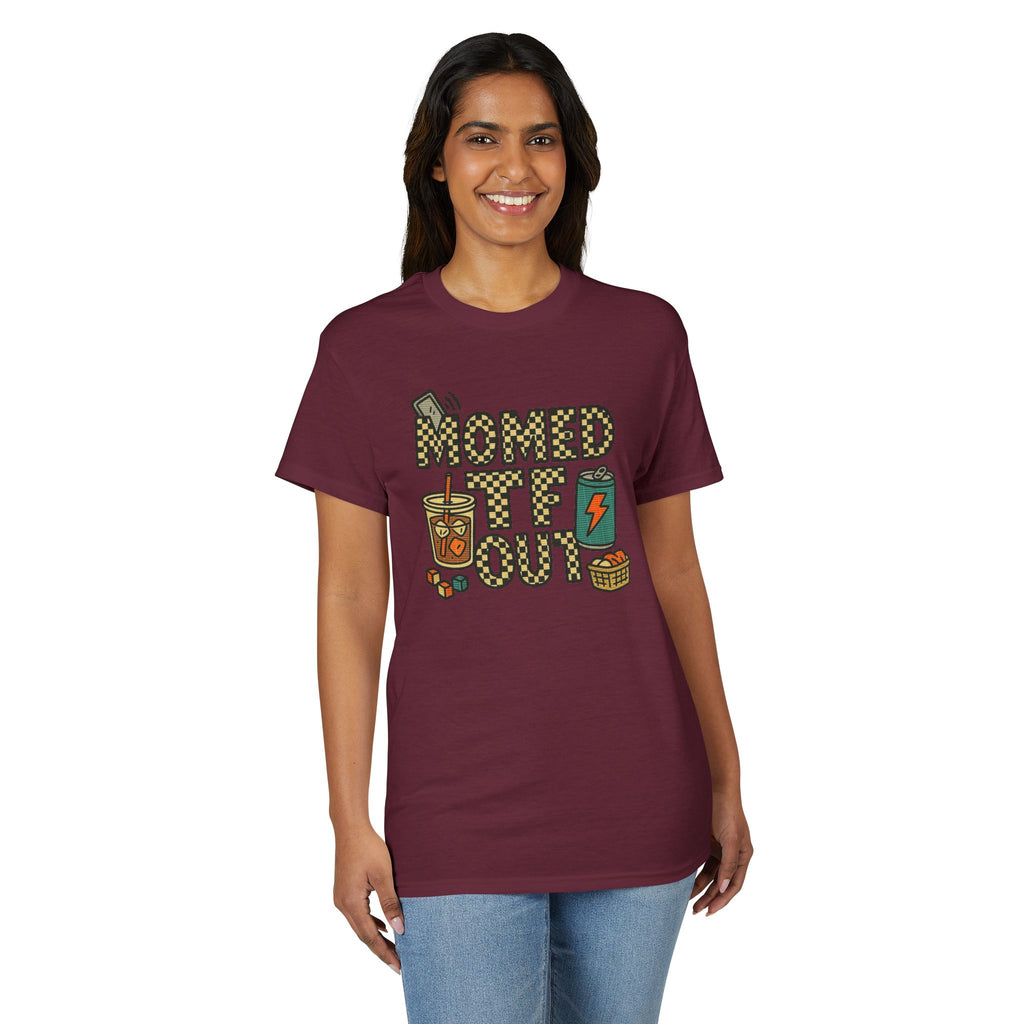 Momed Out Gildan unisex T-Shirt