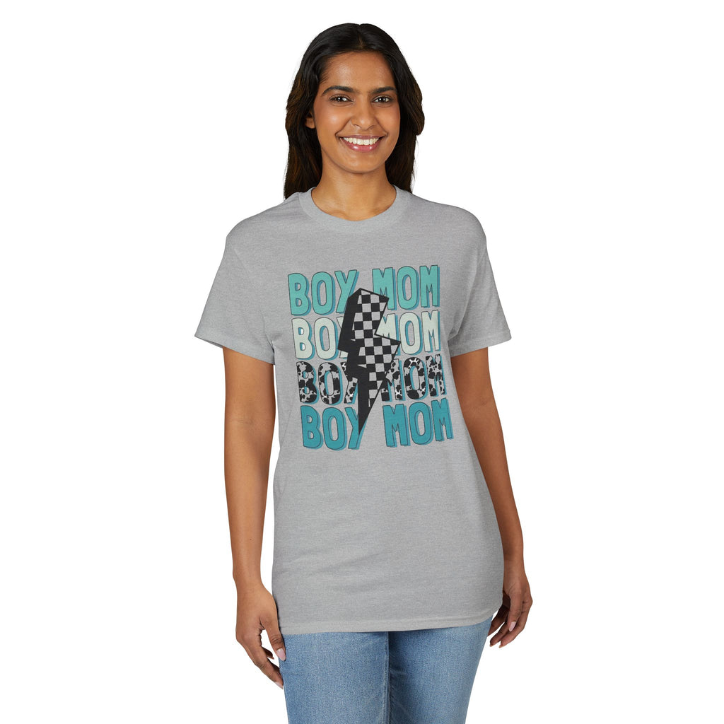 Boy Mom Gildan unisex T-Shirt