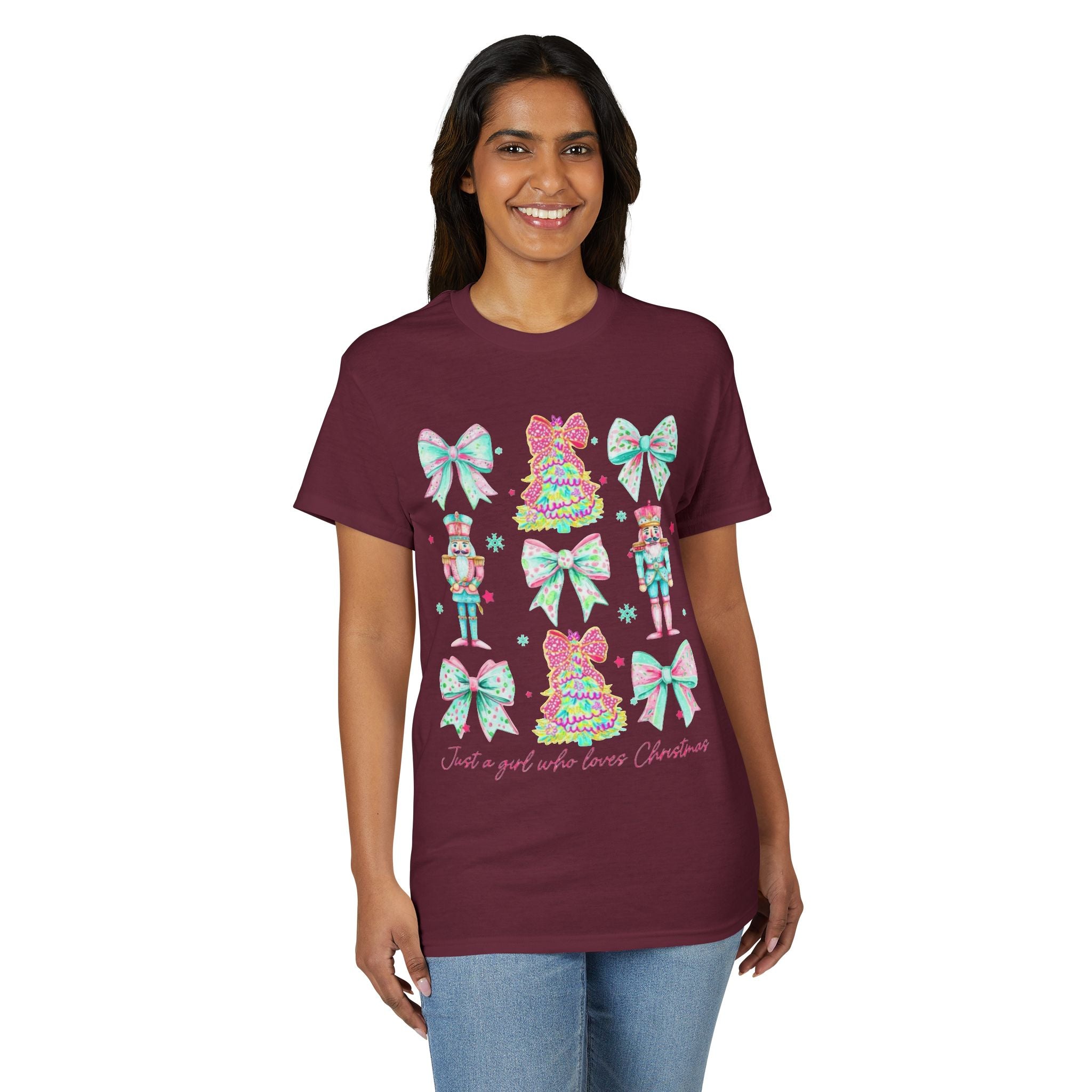 Just a Girl Who Loves Christmas Gildan unisex T-Shirt
