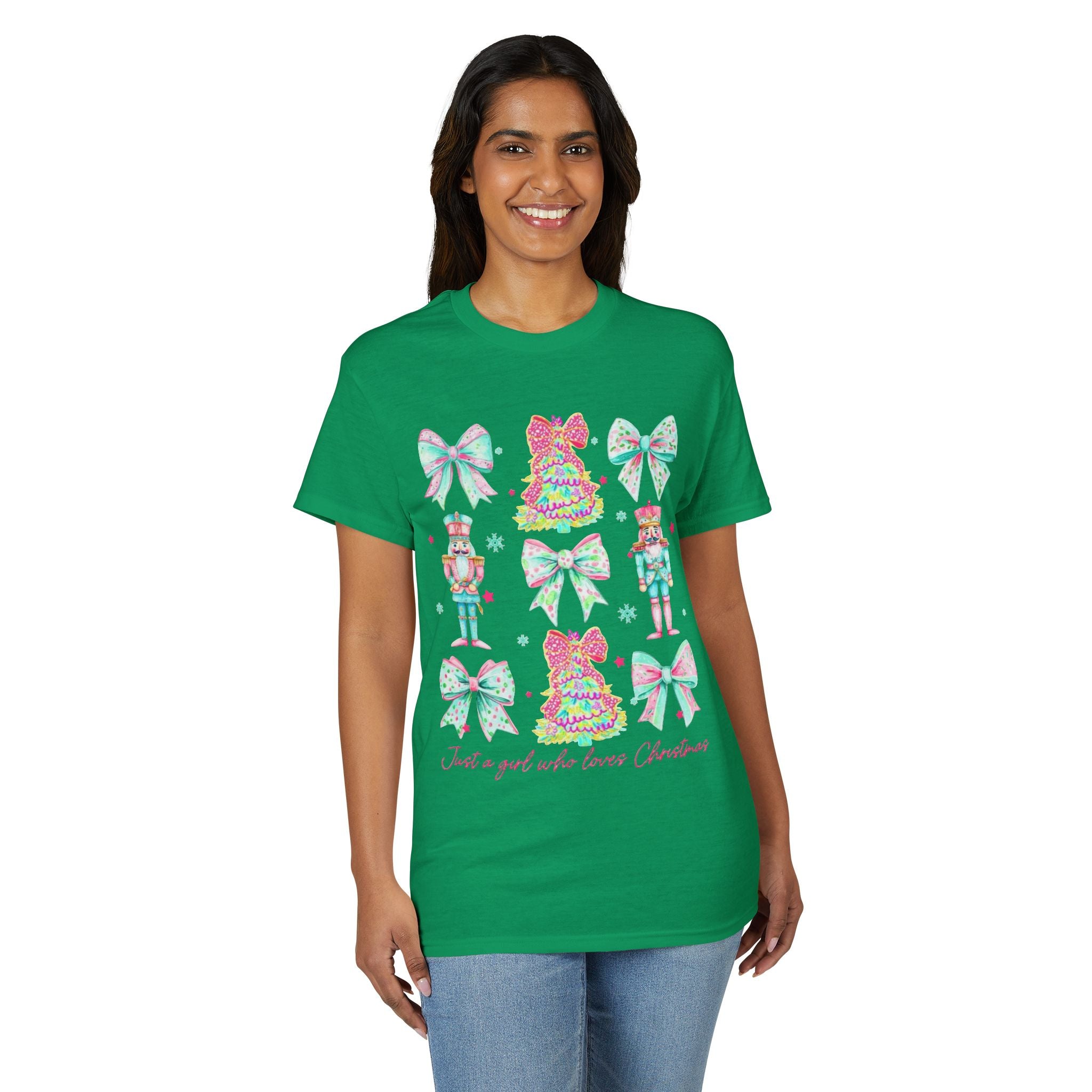 Just a Girl Who Loves Christmas Gildan unisex T-Shirt