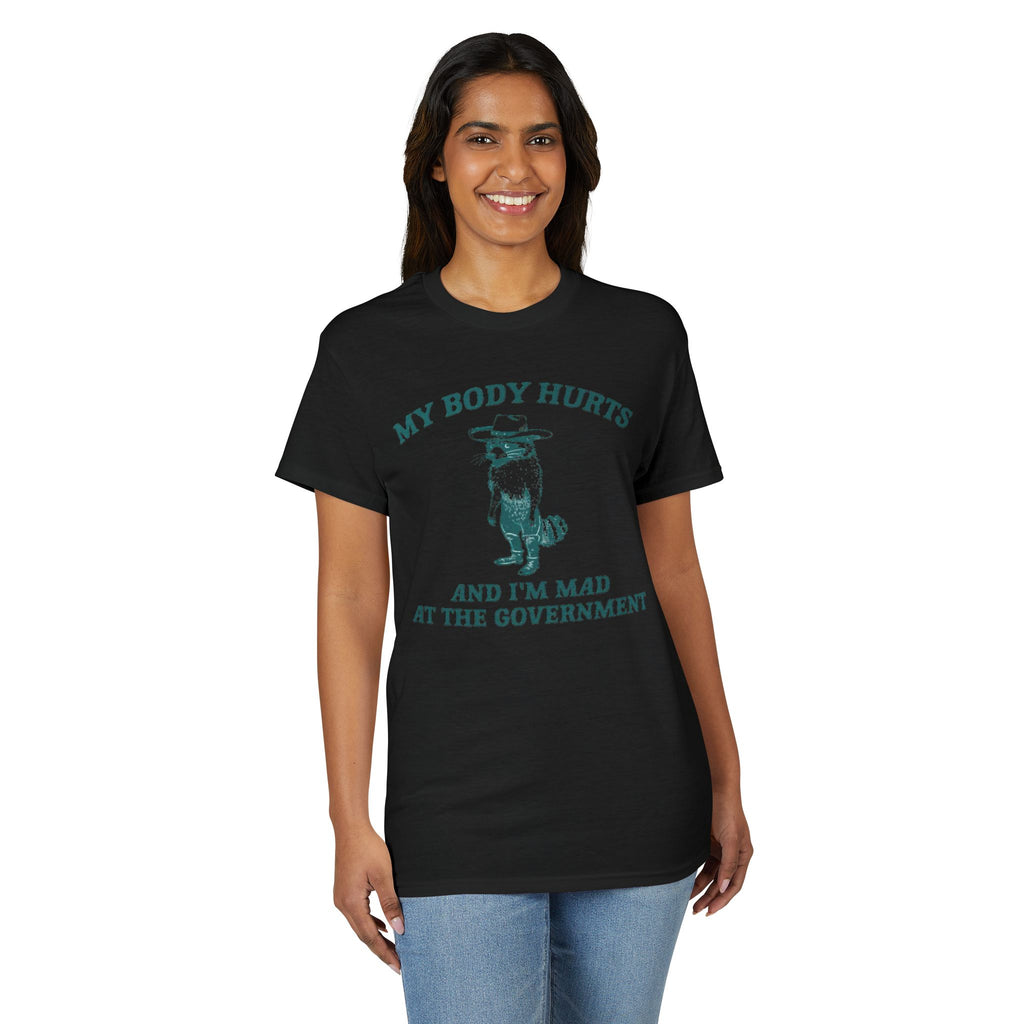 Body Hurts Gildan unisex T-Shirt