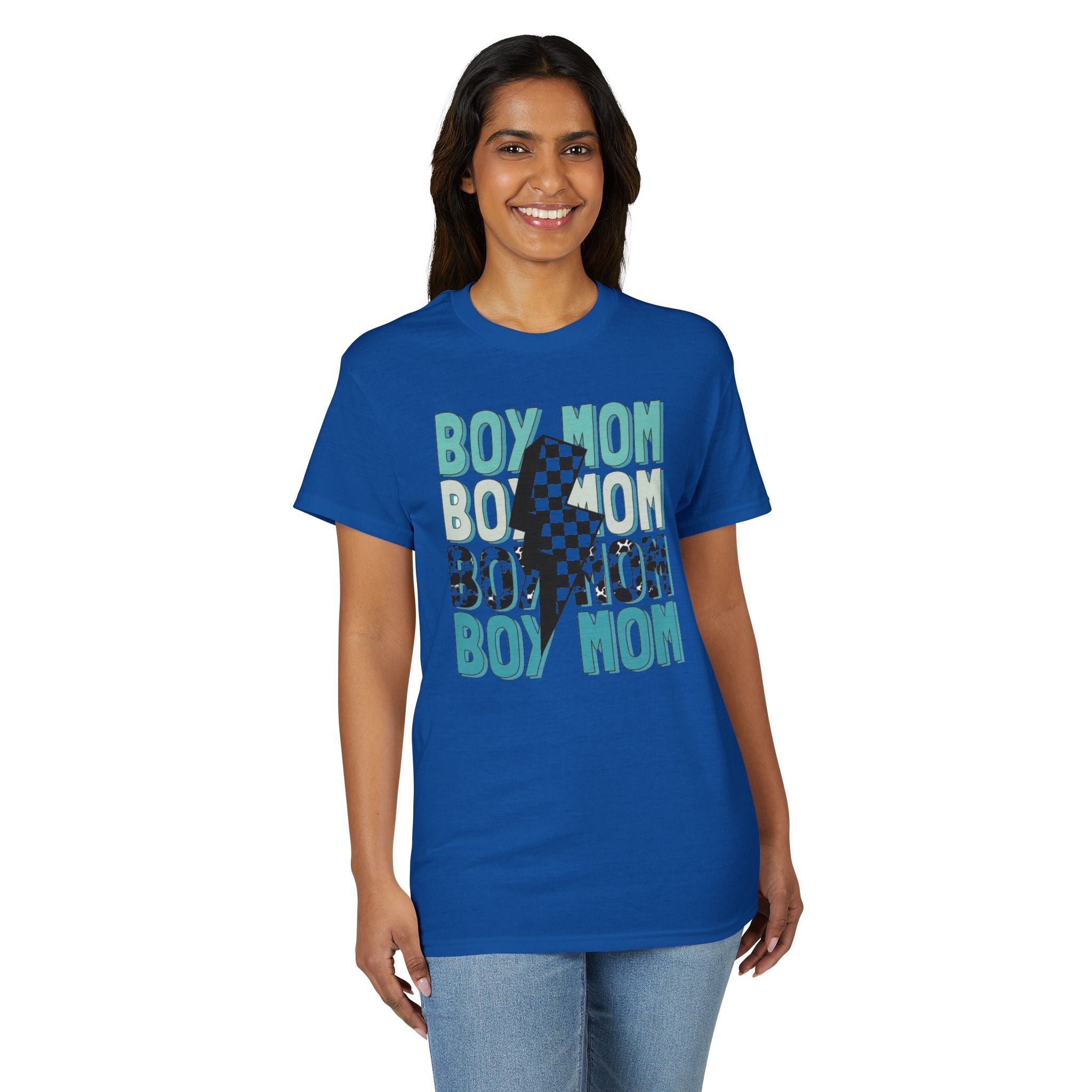 Boy Mom Gildan unisex T-Shirt